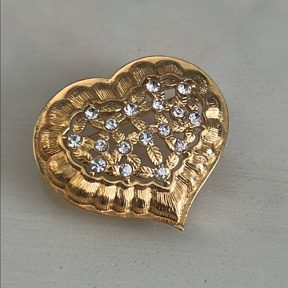 Monet Gold Heart Brooch with Crystals - Picture 1 of 4